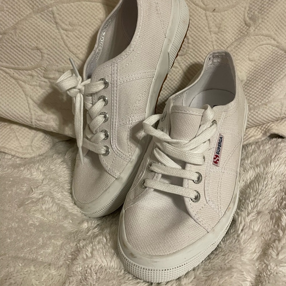 Superga White Canvas Sneakers size 38 (7.5 US) NWOT